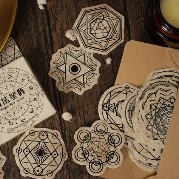45pcs / lot vintage Circle Magic Circle Decorative Paper Stationnery Stickers Scrapbooking Label Diary Pinesse Art Journal Planner