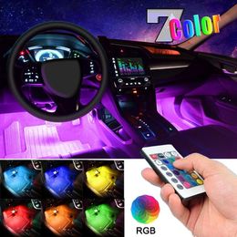 Kit d'éclairage intérieur RVB de voiture multicolore à 48 LED sous le tableau de bord avec chargeur de télécommande sans fil289b