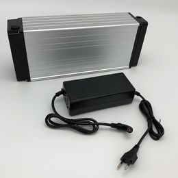 48V 20AH Li-ion oplaadbare batterij achterste rack case charger ebike voor 500W 750W 1000W motor aluminium behuizing met 2A