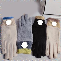 4 kleuren designer merkpatroon letterhandschoenen voor winter en herfst mode dames kasjmier wanten handschoen met buitensport warme winterhandschoenen kerstcadeaus