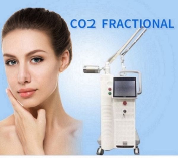Machine de beauté de système de Laser Co2 fractionné 4D 10600nm pour l'élimination des cicatrices et des vergetures thérapie de santé privée vaginale
