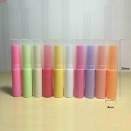 Emballage de baume à lèvres 4g, tube en plastique de rouge à lèvres fait à la main, conteneur de brillant coloré, livraison gratuite, bonne quantité