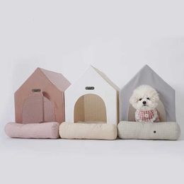 4oyu Carriers Cajas Casas Princesa Residencia de lujo Bear Schnauzer Dog Cat Puppy Kitty Indoor Fluffy cálida y cómoda carpa de casa de mascotas 240426