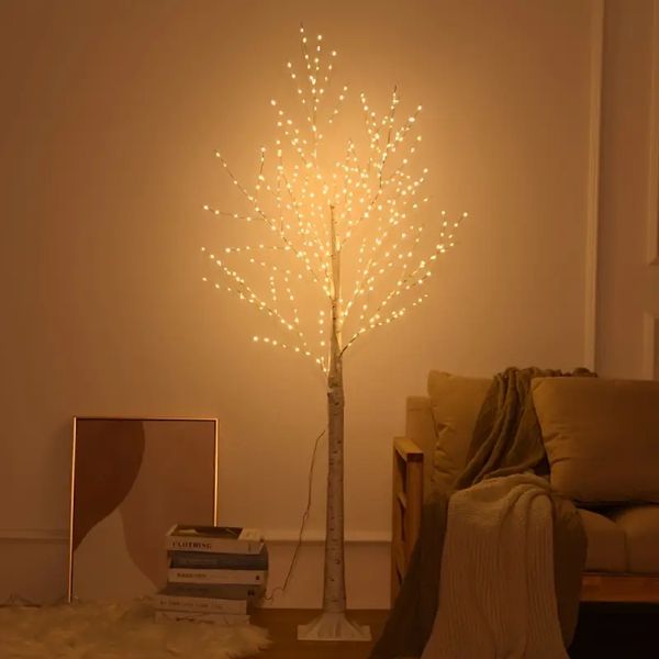 4 pièces de bouleau de 5,9 pieds allument la lumière de feuille d'érable, avec la lumière d'arbre de Noël de 120 LED, l'arbre de branche artificiel alimenté par USB et par batterie, pour la pièce maîtresse de mariage à la maison.