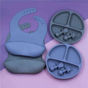4 pièces bébé Silicone plaque étanche bavoirs cuillère fourchette ensembles enfants antidérapant vaisselle bébé alimentation plats sans BPA accessoires G1210