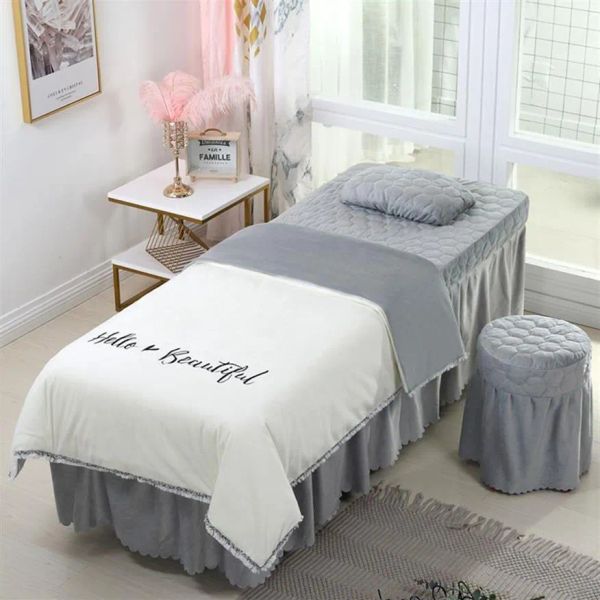 4 Uds. Hermosos juegos de cama para salón de belleza, uso en Spa, masaje, funda nórdica con bordado de terciopelo Coral, falda de cama, Sábana de edredón personalizada s276l