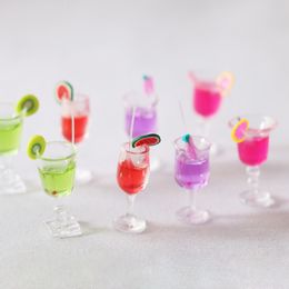 4 stks schattig 1: 6 schaal miniatuur poppenhuis cocktail mini wijn beker glazen poppen etensdranken spelen keukenspeelgoed