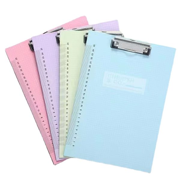 4pcs Custres à presse mignons avec des cartes à clips en métal à profil bas contient 100 feuilles de taille A4 standard pour les étudiants infirmières enseignantes