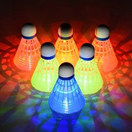 4pcs Nylon LED Badminton Shuttlecocks Indoor Outdoor Sport Training for Ball Game Tools Kit 240402