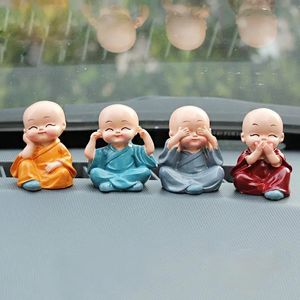 4pcs Resin Crafts Gift Lovely Little Moine Sculptures Cute moines Moines Bouddha Statues créatives Bouddha Dolls Table Car Decoration 240523