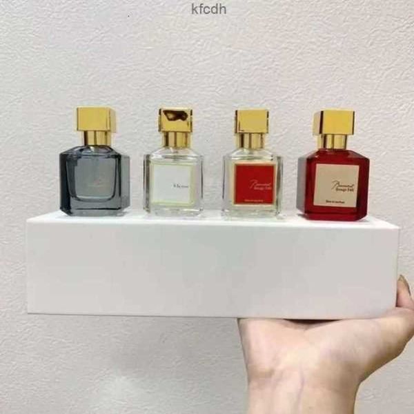 4pcs / set Perfume para Mujeres Hombres Rouge 540 Desodorante antitranspirante Edp Spray 30mlx4 Natural Unisex Colonia Eau De Parfum Fragancia de larga duración Fragrancez2k8