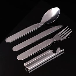 4pcs/set portátil acero inoxidable cubierta de mesa pliegue cucharada de cucharada de cuchara de cuchara cucharada de cuchara de horquilla para acampar para acampar.