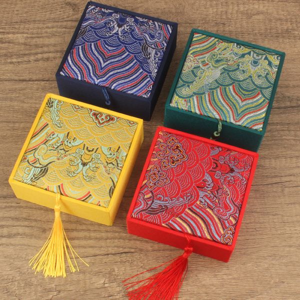 Boîte-cadeau à bijoux en soie de style chinois, 4 pièces, emballage de Bracelet carré, boîtes à cadeaux avec vitrines en coton moelleux