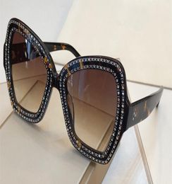 4S067 Lunettes de soleil de luxe pour femmes Audrey Goggle Wrap Designer Protection UV Modèle unisexe Big Frame Leopard Double Color Frame3788195