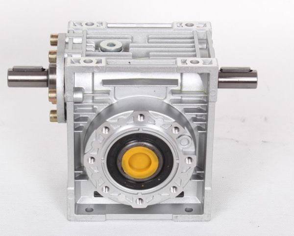 5: 1-80: 1 Reductor de engranajes de gusanos NRV030-VS Eje de doble entrada 9 mm 90 grados Reductor de velocidad de la caja de cambios de gusano