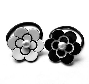 5.1cm zwart en wit acryl haar ring eenvoudige semicirculaire C Pearl rubber banden voor dames collectie sieraden hoofddeksels accessoires VIP geschenken