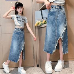 5 6 7 8 9 10 11 12 13 -jarige tienermeisjes denim rok mode Koreaanse versie split lange rok kinderen kleding verjaardag cadeau 240412