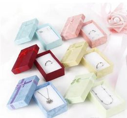 5*8*2,5 cm Mode für Charms Perlen Geschenkbox Papier Verpackung für Anhänger Halsketten Ohrringe Ringe Armbänder Schmuck GB1554 LL