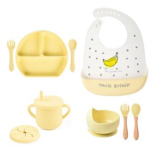 5 9-delige kinderservies Baby siliconen voedingsset Sucker Bowl Plate Cup Slabbetjes Lepel Vork Sets Antislip gerechten voor kinderen BPA-vrij 231225