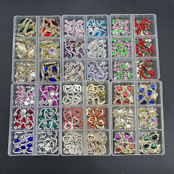 5 boîtes nail art strass Gems décorations de luxe en métal alliage de coeur en alliage charmes diamants en verre cristallin pour bricolage AR 240426