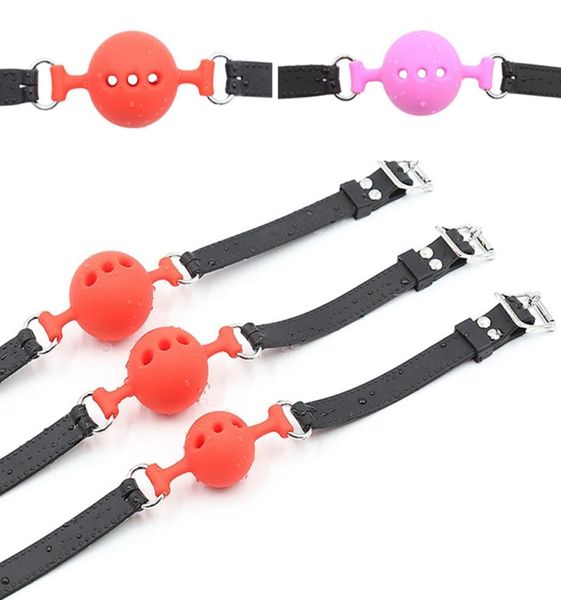 5 couleurs 3 tailles Creative BDSM Bondage Jouets Bouche Ouverte Silicone Ball Gag Avec Trous Sangle En Cuir Esclave Érotique Restrictions Sex Toys9733588