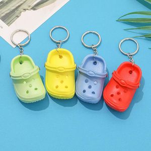 5 couleurs 3D Mini croc chaussure porte-clés trou chaussures porte-clés sabot sandale fête faveurs porte-clés dessin animé pendentif cadeau