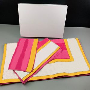 Desgienr Rechteck-Handtuch, modisch bedruckt, Paar-Badetücher, dreiteiliges Set, Baumwollhandtücher für Erwachsene, 5 Farben