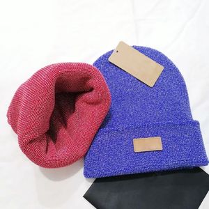 5 couleurs femmes bonnets marque tricot chapeaux PU cuir étiquette hiver crâne casquette avec étiquette en gros