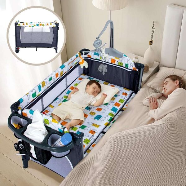 Berceau de bassinet 5 en 1 bébé avec table à langer portable, matelas, playard, boîte à musique, sac de transport - dormeur parfait pour les nouveau-nés