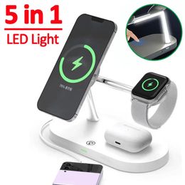 Support de chargeur magnétique sans fil 5 en 1 pour Apple iPhone 14 13 12 15 Pro Max Watch 8 7 Airpods Induction USB Qi Station de charge rapide avec lumière LED