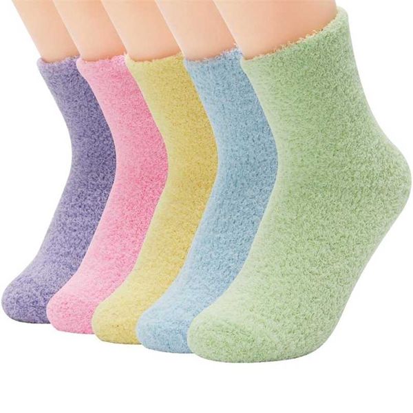 5 Paire Bonbons Chaud Lady Coeur Mignon Hiver Kawaii Épais Casual Femmes Chaussettes Fuzzy Fluffy Chaud Chaussettes Court Mignon Coton Chaussettes Femme 211221