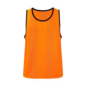 5 stuks Voetbaltrainingsvest Polyester Mesh Ademend Mouwloos Sportuniform Zweetabsorberend Sneldrogend Voetbalteam Jersey 240127