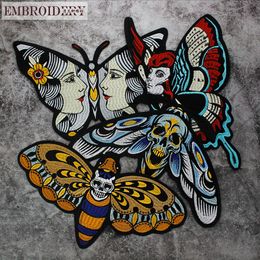 5 stuks/zak Nieuwe borduurwerk insect vlinder patroon doek patch alle bijpassende kleding T-shirt decoratieve gaten accessoires patch met ruglijm
