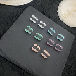 5 designers de style Boucles d'oreilles à double lettre charme Nouvelles boucles d'oreilles en couleur solide