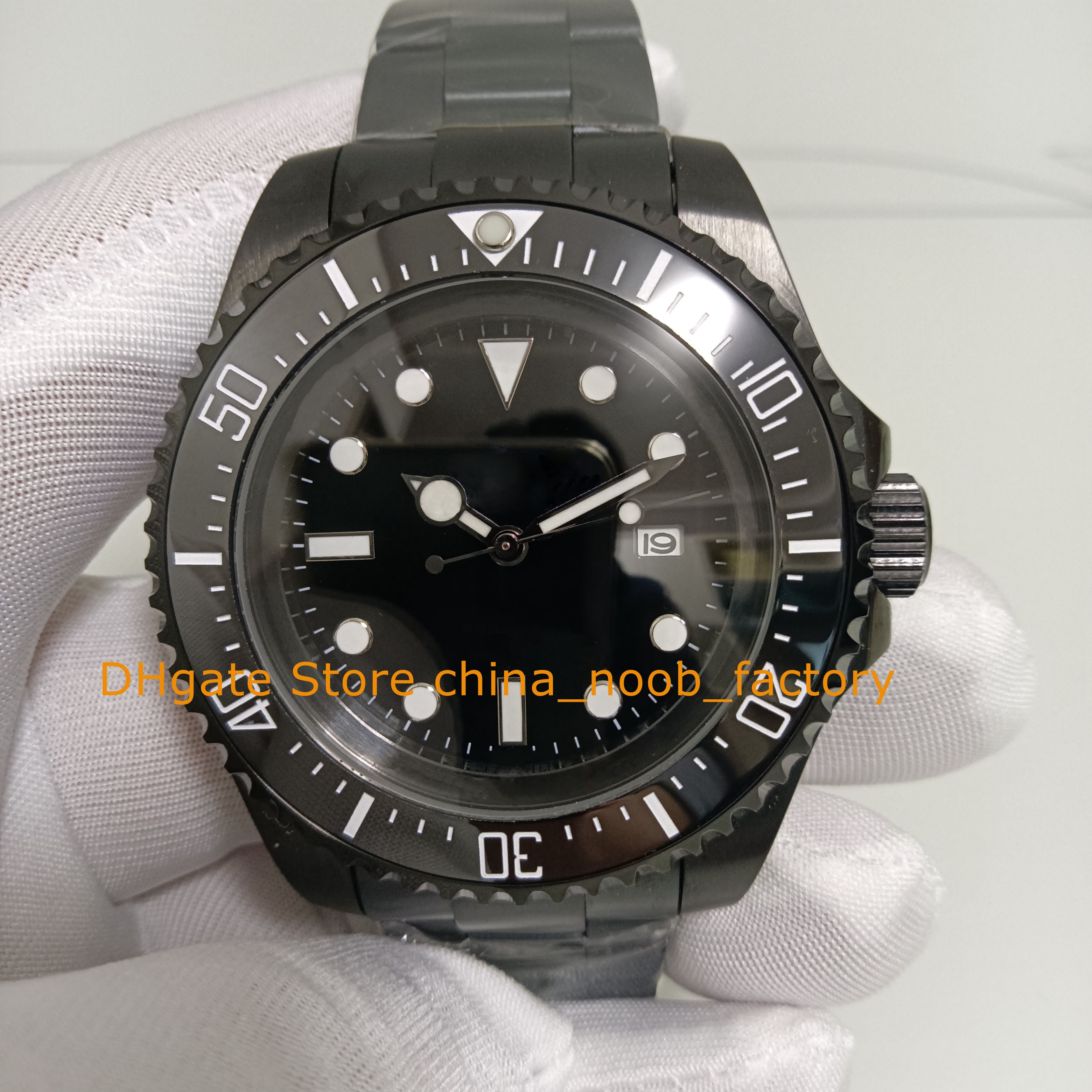 5 Stil mit Box Watch Men's Classic Black Pvd Day Sport 44 -mm -Keramik -L￼nette Armband Klapp Asien 2813 Bewegung M￤nner Automatische mechanische Uhren