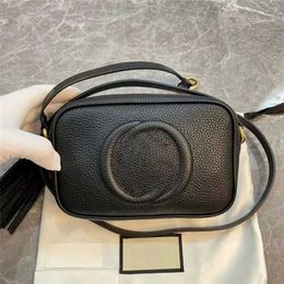 50% de réduction sur les ventes de liquidation Luxurys Hot Sacs à main à pompons Femmes Cuir Soho Disco Sac à bandoulière Flow Trust Make Purse Designer Bandbody Camera Purse Sac de nuit modèle 542