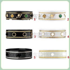 50% de réduction bijoux de créateur bracelet collier bague accessoires bague en céramique blanche pierre en acier noir pour hommes femmes pour donner des cadeaux aux copines