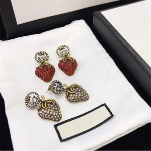 50% korting op designer sieraden armband ketting ring Earrins 925 sterlin diamanten bezaaid perzik hart aardbei eenvoudige oorbellen