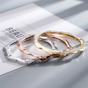 50% de réduction sur les bijoux de créateur bracelet collier bague Xiao couple lien pour aimer le bracelet châtaigne d'eau