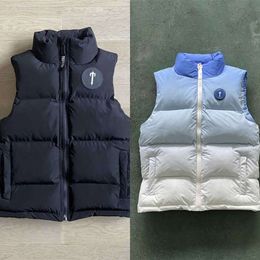 50 di sconto ~ Piumino da uomo Parka 2022 Nuovi uomini Giacca Trapstar Distintivo Irongate Gilte-ice Blue 1 Cappotto da donna con scritta ricamata di alta qualità con chiusura a zip