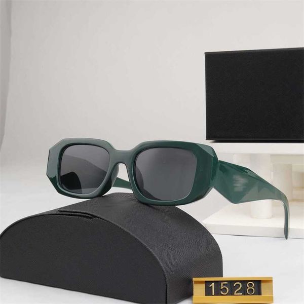 50% de réduction en gros des lunettes de soleil Pujia Nouvelles lunettes de soleil à la mode avancée haute définition Géométrique Sendons UV 8251