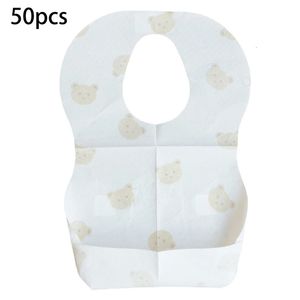 Paquet de 50 bavoirs jetables pour bébés bavoirs de bave imprimés d'ours de bande dessinée avec poche bébé serviette de salive hautement absorbante 240315