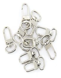 50 pc's Hoogwaardige Swivel Carabiner Hook Silver Color Key Chains Sleutelhanger Key Ring 18mm x 33 MM2702046