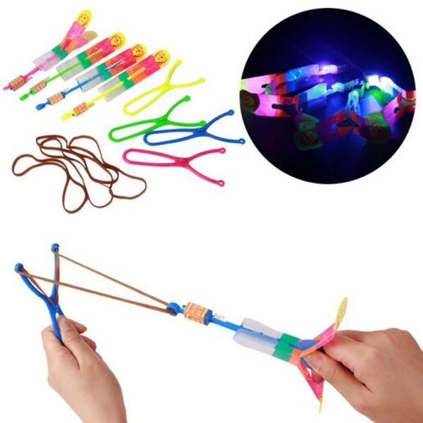50 pièces Lot Slings Toy Amazing Arrow Helicopter Band Power Copters Kids LED Flying Toy 100% NOUVEAU ET HIGHT QUII2722