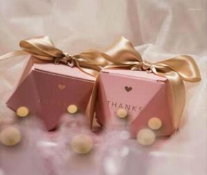 50 x Créative Pink Diamond Style Favors Boîtes de bonbons Bomboniera Sachet Sugar Chocolate Box Party Supplies Thanks Gift Box19732427