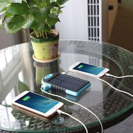 5000 MAH Solar Power Bank Waterdichte schokbestendige draagbare Solar Powerbank Externe batterij voor alle slimme telefoon