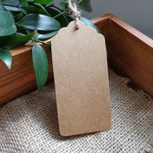 500 pcs Brown Kraft Paper Tag Blank Heden cadeau -tag met geschulpte rand bruiloft Gift Tag Party Tag Prijs Label 4.5x9.5cm