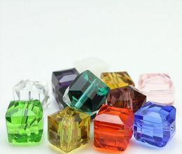 500 stks / partij Gemengd Faceted Suqare Crystal Glass Losse Spacer Kralen Charms voor Sieraden Maken 4mm 6mm 8mm