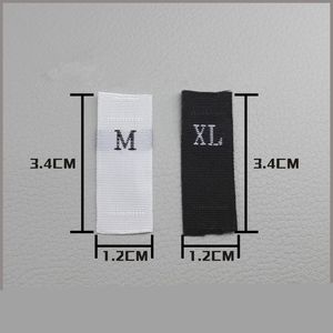 500 stks witte zwarte maat labels xs-4xl polyester doek kleding kleding geweven tags voor kledingzakken schoenen accessoires 3.4*1,2 cm