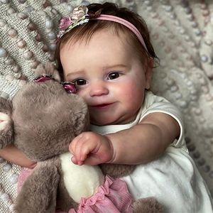 50Cm Full Body Silicone Waterproof Reborn Doll Maddie HandDetailed Painting with Visible Veins Lifelike 3D Skin Tone Gift 220815